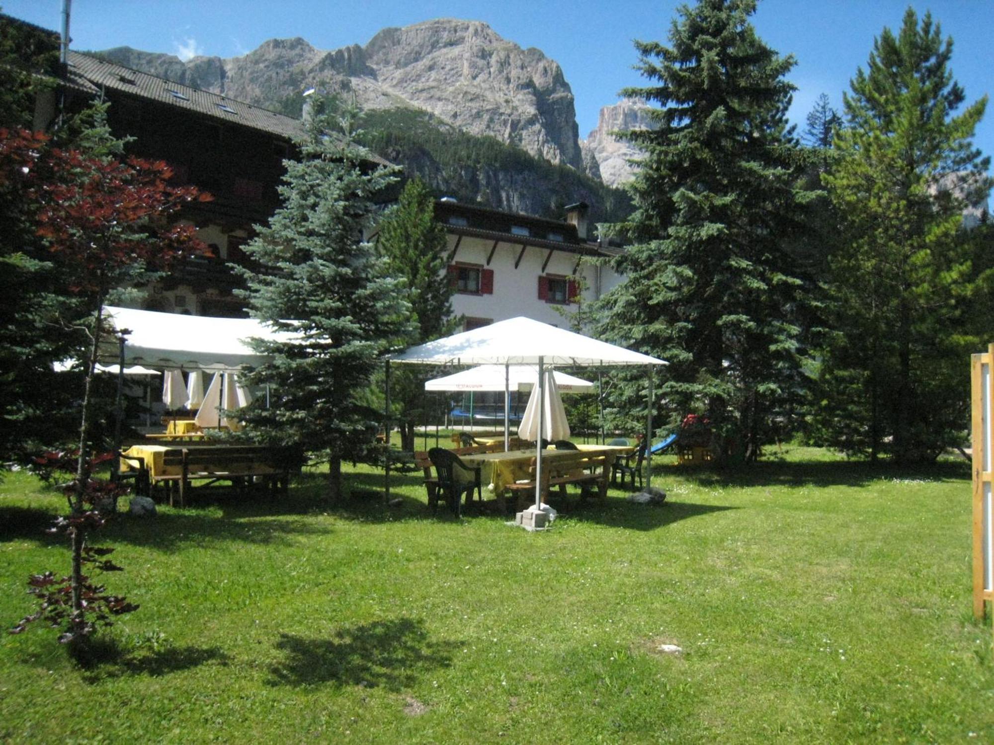 Residence Salvan Corvara Buitenkant foto