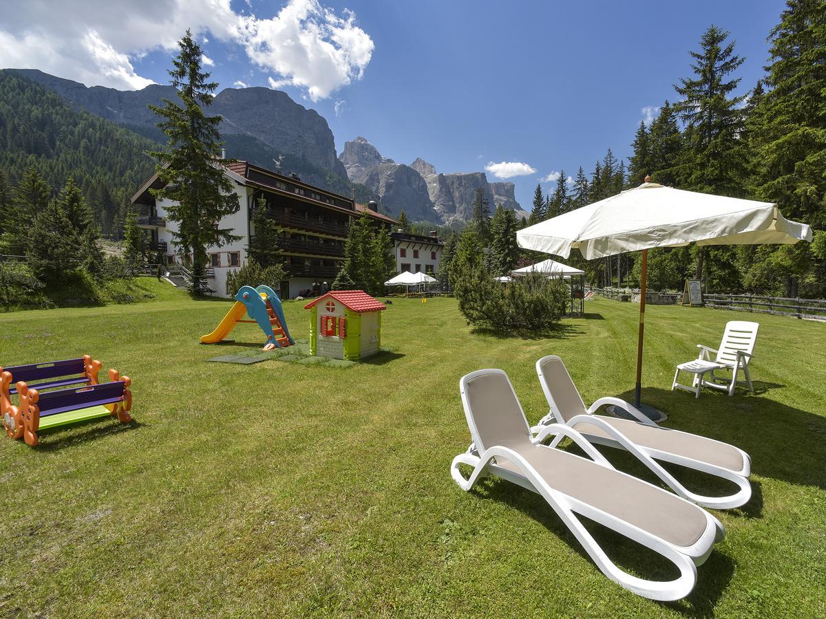 Residence Salvan Corvara Buitenkant foto
